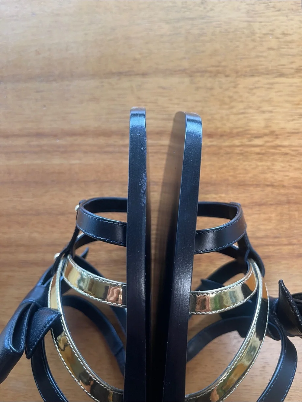 Louis Vuitton elegant louis